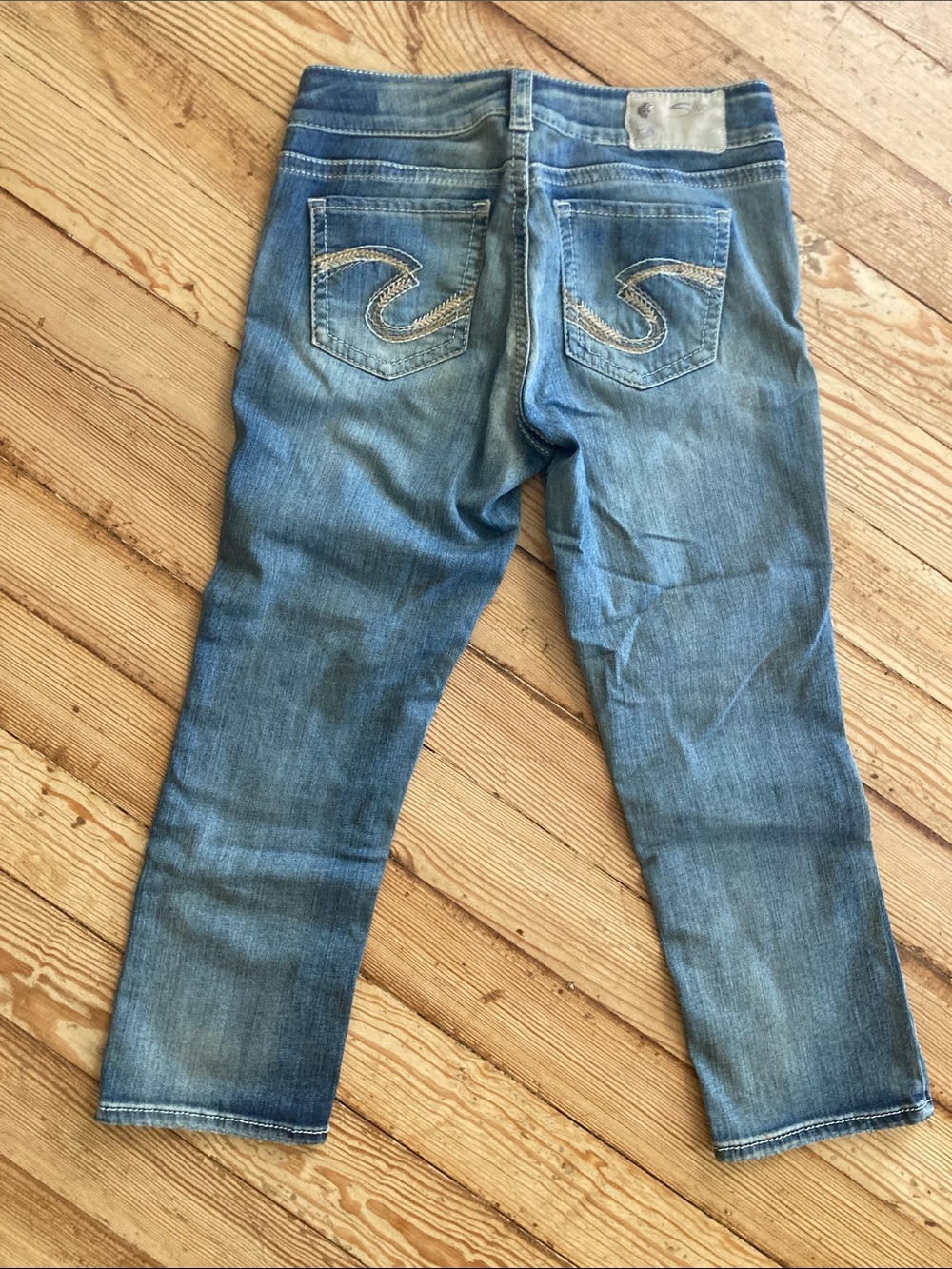 Suki Light Blue Capris